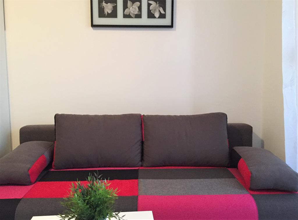 Apartmani Orhideja Rab Town Ngoại thất bức ảnh
