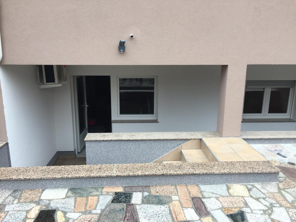 Apartmani Orhideja Rab Town Ngoại thất bức ảnh